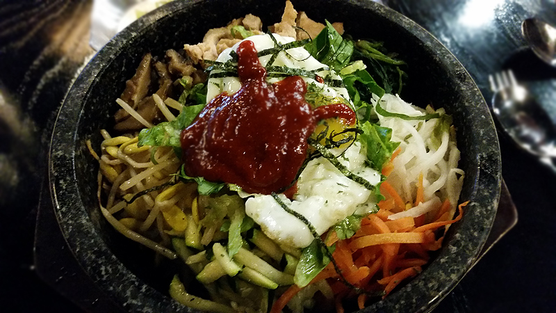 dolsot bibimbap