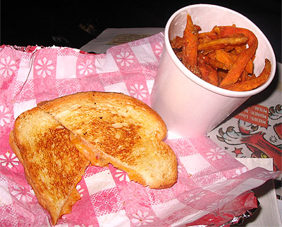 Grilled cheese w/sweet potato fries