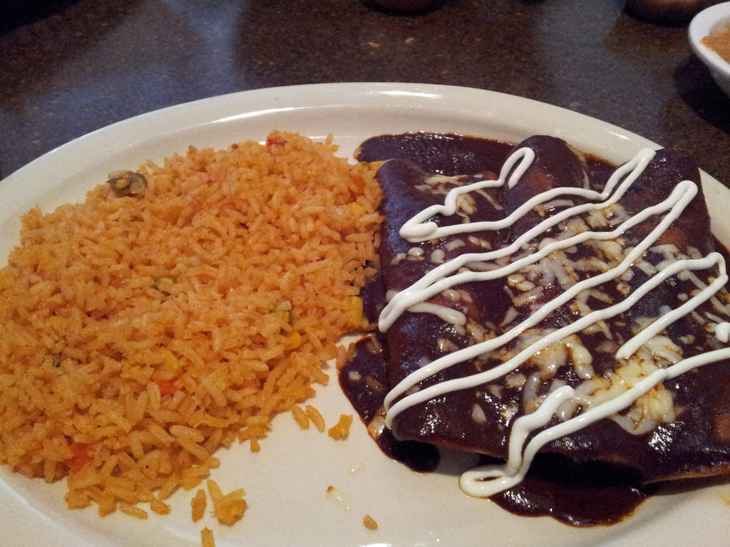 Enchiladas Con Mole