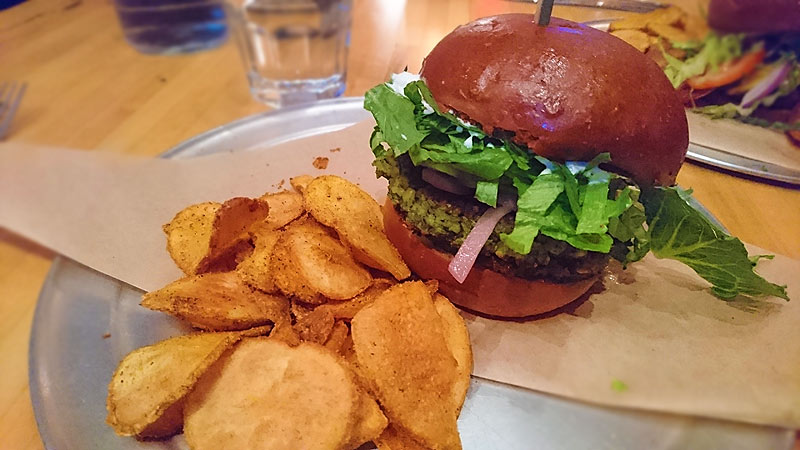 Falafel Burger