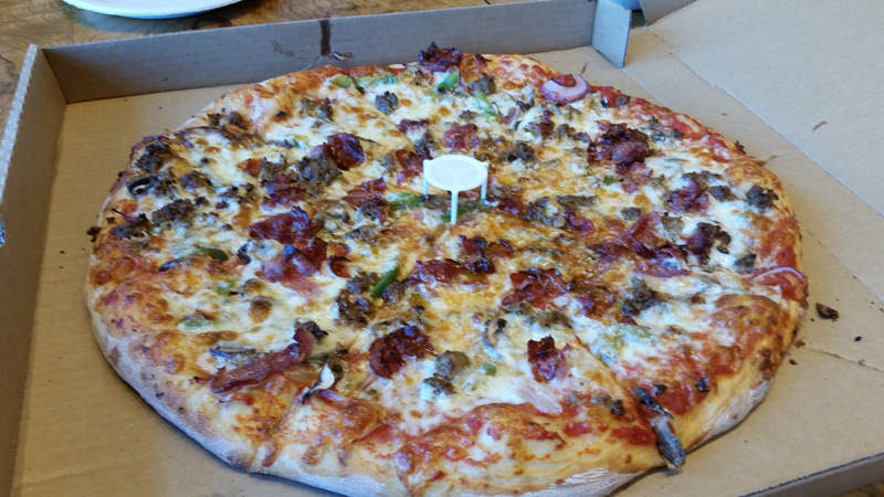 New York-style pizza deluxe